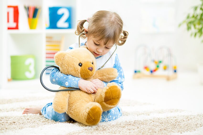 Jakie zabawki są odpowiednie dla małego dziecka?